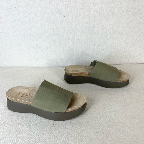 Munro Nalia Olive Green Stretch Fabric Platform Wedge Slide/Sandal - Size 9 - Picture 7 of 14